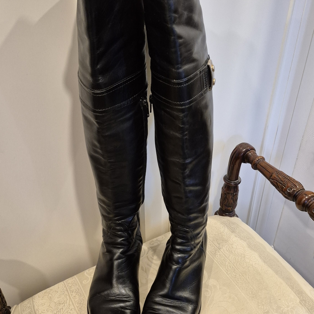 Sleek Black Over the Knee Boots